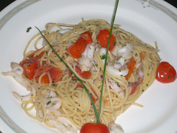 Spaghetti Calamari Pomodorini